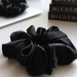 Lore Handicrafts Scrunchie Eraser black