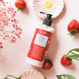 Strawberry moisturizing lotion